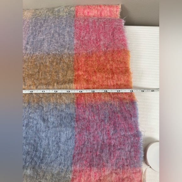 5 for $25| Vibrant color winter super soft plaid scarf 18x 70 approximate - Picture 5 of 6